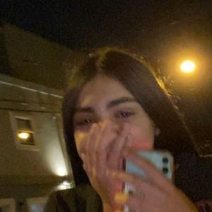 Meet your Posher, Ava